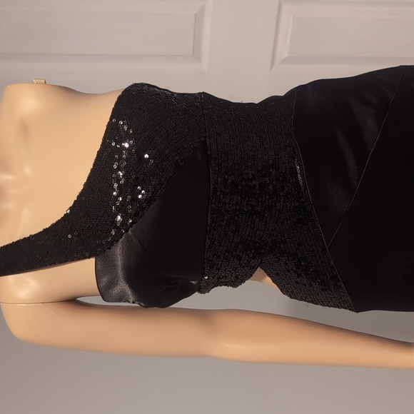 Maxi Dress - Picture 3 of 9